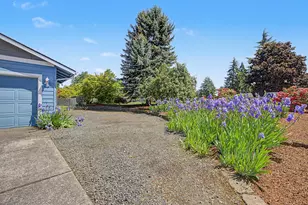 22713 SE Naomi Dr, Damascus, OR 97089 - Photo 32