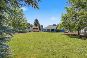 22713 SE Naomi Dr, Damascus, OR 97089 - Photo 36