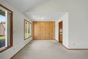 22713 SE Naomi Dr, Damascus, OR 97089 - Photo 8