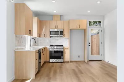 3863 N Willis Blvd #8, Portland, OR 97217 - Photo 4