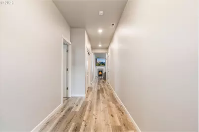 1254 Daylily St, Woodburn, OR 97071 - Photo 6