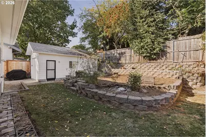 2015 SE Pine St, Portland, OR 97214 - Photo 42