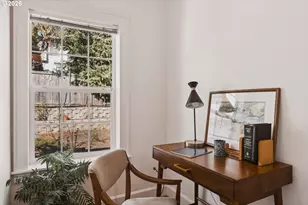 2015 SE Pine St, Portland, OR 97214 - Photo 24