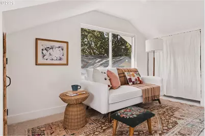 2015 SE Pine St, Portland, OR 97214 - Photo 26