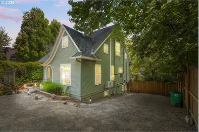 7738 SW 31st Ave, Portland, OR 97219 - Photo 4