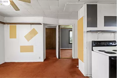 215 E 2nd Ave, Riddle, OR 97469 - Photo 36