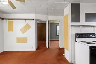 215 E 2nd Ave, Riddle, OR 97469 - Photo 36