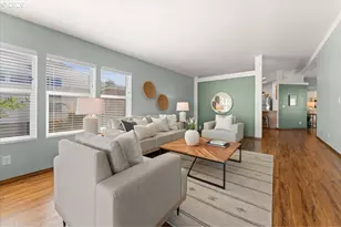 51374 SE Hoodview Dr, Scappoose, OR 97056 - Photo 8