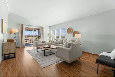 51374 SE Hoodview Dr, Scappoose, OR 97056 - Photo 4