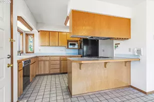 805 Luebke Rd, Toutle, WA 98649 - Photo 12