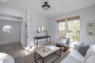 3924 SW Pasadena St, Portland, OR 97219 - Photo 4