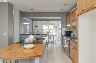 3924 SW Pasadena St, Portland, OR 97219 - Photo 14