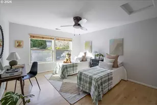 3924 SW Pasadena St, Portland, OR 97219 - Photo 32