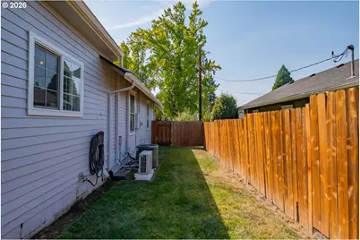 2370 Cottage St, Salem, OR 97302 - Photo 42