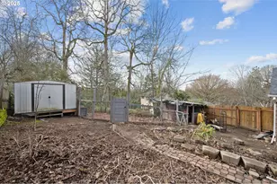 7080 SW Taylors Ferry Rd, Portland, OR 97223 - Photo 24