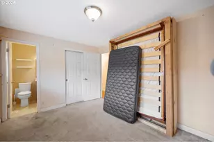 7080 SW Taylors Ferry Rd, Portland, OR 97223 - Photo 20