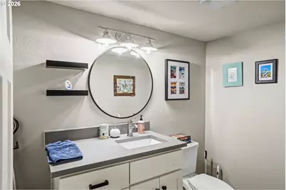 1050 Summer St, Salem, OR 97301 - Photo 22