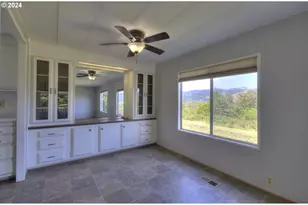 95171 Vista Loop, Gold Beach, OR 97444 - Photo 8