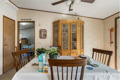 118 NW Cordelia Ct, Roseburg, OR 97471 - Photo 14