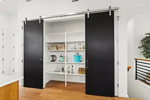 2415 E 6th St, Vancouver, WA 98661 - Photo 10