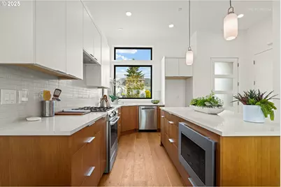 2415 E 6th St, Vancouver, WA 98661 - Photo 6