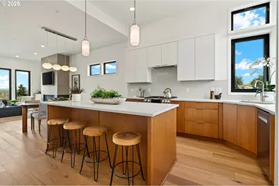 2415 E 6th St, Vancouver, WA 98661 - Photo 4