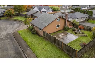 2423 Benson Ln, Eugene, OR 97408 - Photo 42