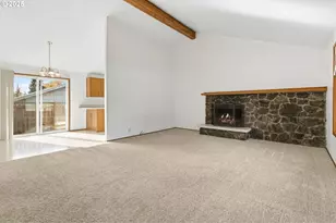 2423 Benson Ln, Eugene, OR 97408 - Photo 6