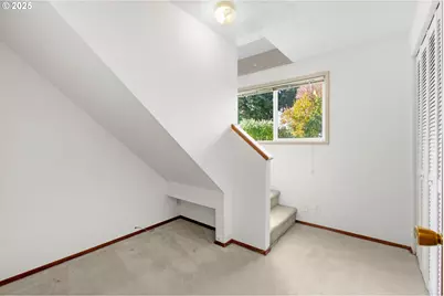 2423 Benson Ln, Eugene, OR 97408 - Photo 30