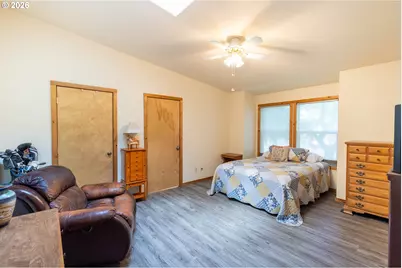2 S College St, Joseph, OR 97846 - Photo 12