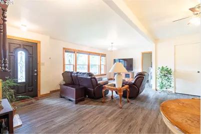 2 S College St, Joseph, OR 97846 - Photo 4
