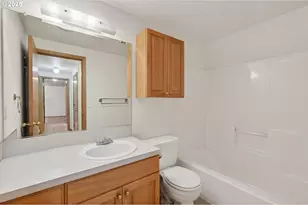 703 NW 17th St, Battle Ground, WA 98604 - Photo 18