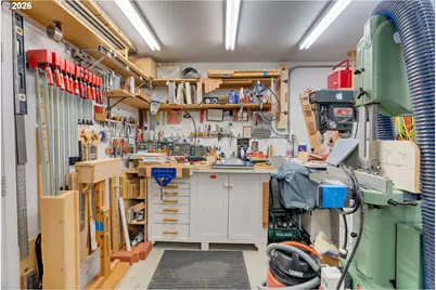 8056 SE 141st Ave, Portland, OR 97236 - Photo 46