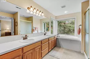 8056 SE 141st Ave, Portland, OR 97236 - Photo 22