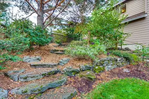 8056 SE 141st Ave, Portland, OR 97236 - Photo 38
