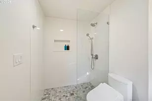 7130 SW Shady Ln, Portland, OR 97223 - Photo 18