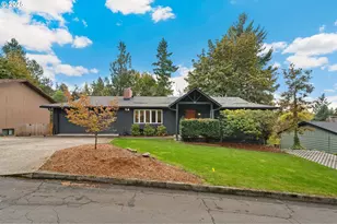 7130 SW Shady Ln, Portland, OR 97223 - Photo 2