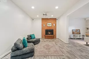 7130 SW Shady Ln, Portland, OR 97223 - Photo 24