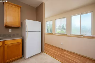 6710 SE 81st Ave, Portland, OR 97206 - Photo 8