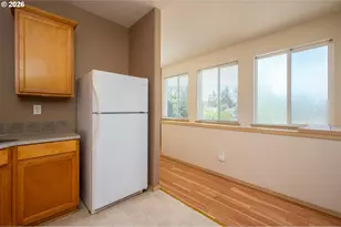 6710 SE 81st Ave, Portland, OR 97206 - Photo 8