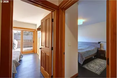 123 S Hemlock St #204, Cannon Beach, OR 97110 - Photo 18