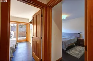 123 S Hemlock St, Cannon Beach, OR 97110 - Photo 18