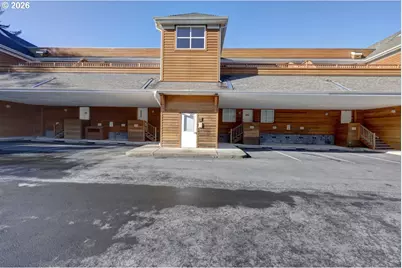 123 S Hemlock St #204, Cannon Beach, OR 97110 - Photo 2
