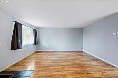 775 54th St, Springfield, OR 97478 - Photo 8