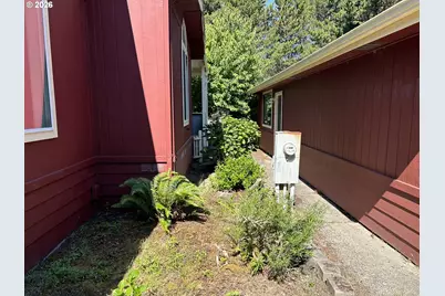 88282 Elmont Dr, Florence, OR 97439 - Photo 14