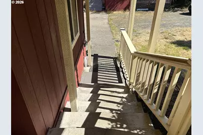 88282 Elmont Dr, Florence, OR 97439 - Photo 16