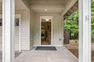 4661 Trillium Woods, Lake Oswego, OR 97035 - Photo 2