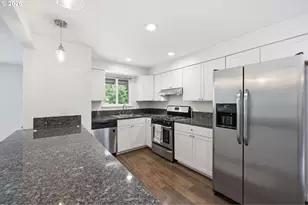 17625 SE Rose St, Milwaukie, OR 97267 - Photo 14