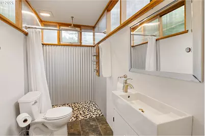 775 W 11th Ave, Eugene, OR 97402 - Photo 36