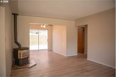 905 Chenoweth Loop, The Dalles, OR 97058 - Photo 2